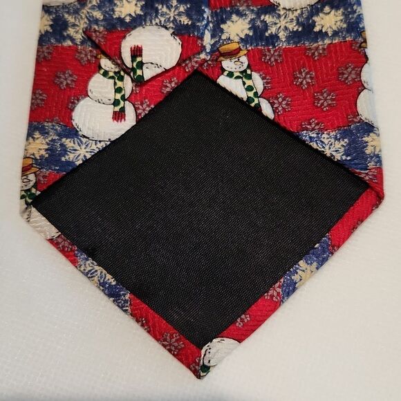 FN Christmas Snowman Tie - Picture 5 of 5